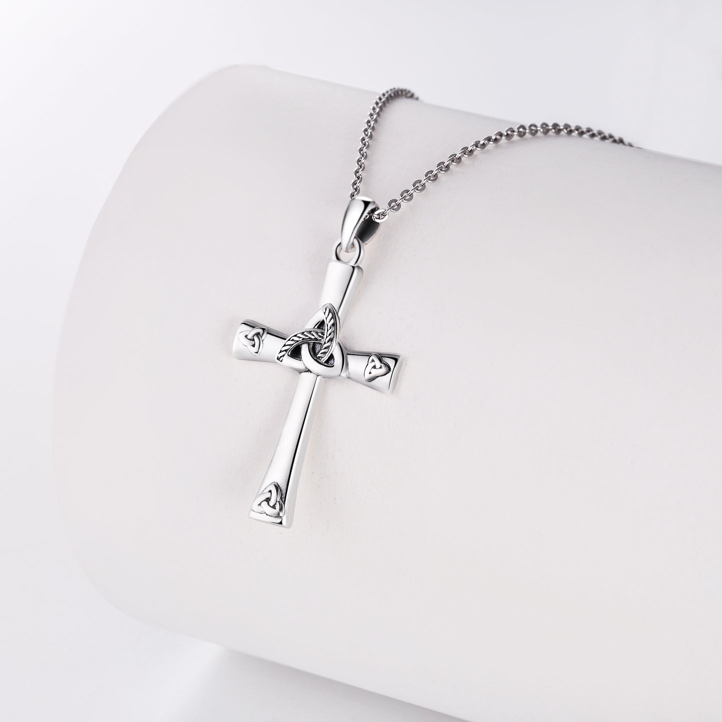 925 Sterling Silver Celtic Knot Cross Pendant Necklace