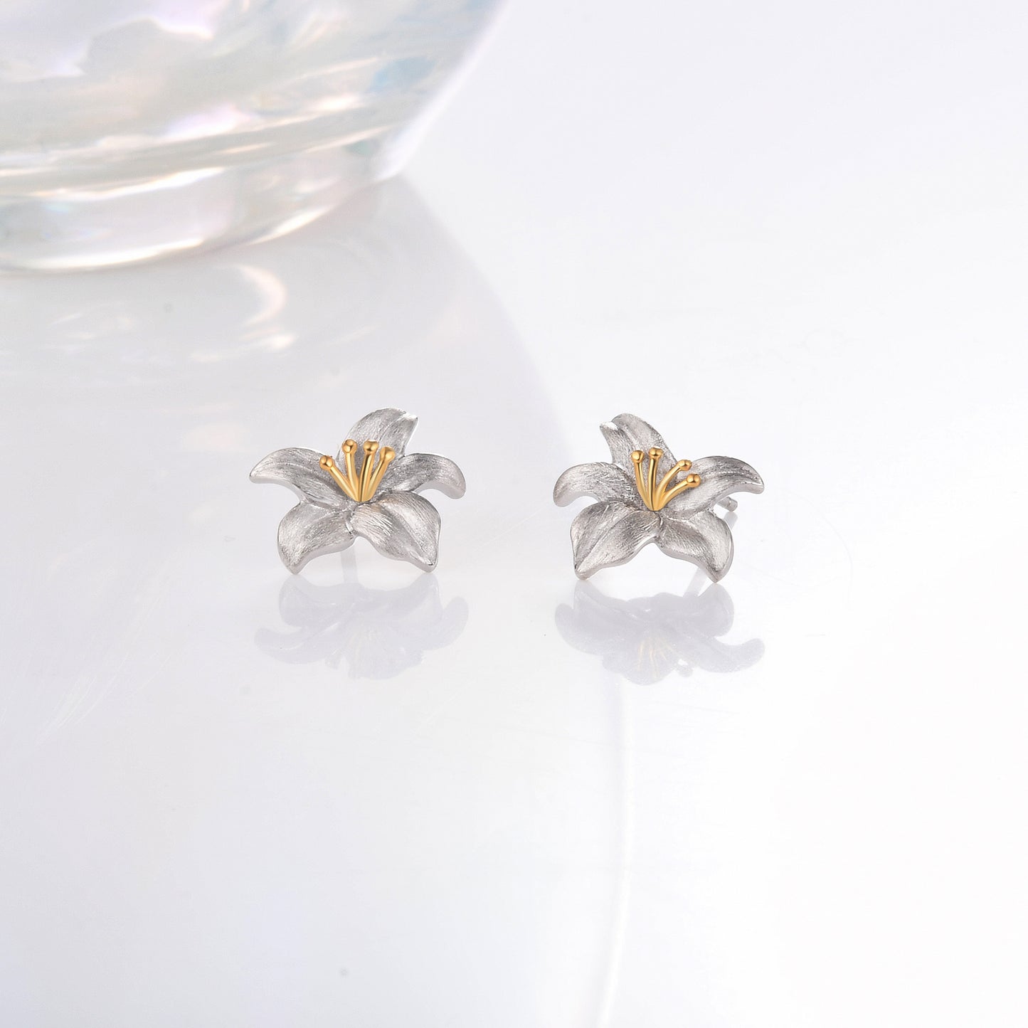 925 Sterling Silver Hypoallergenic Cute Lily Earrings for Women